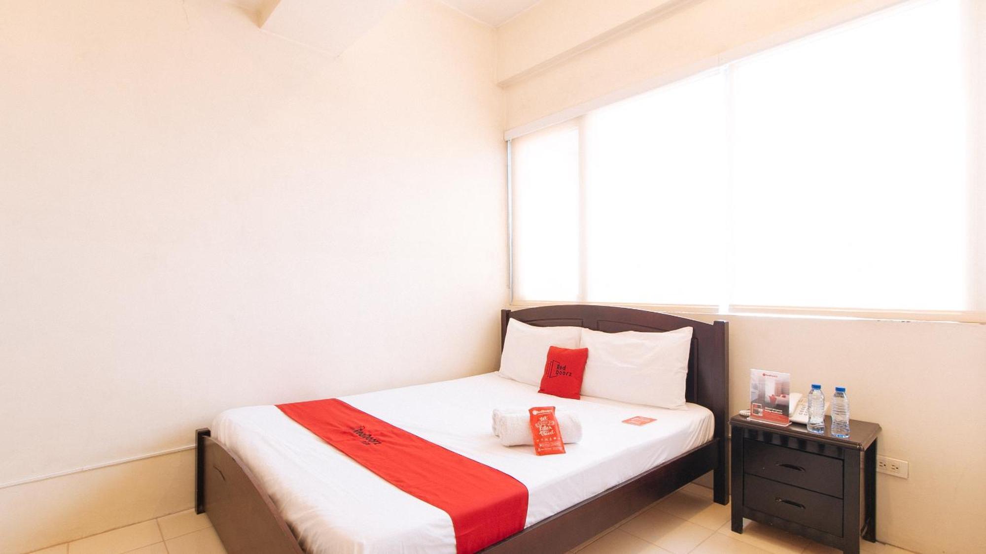 Reddoorz Plus @ E Rodriguez Corner Banawe Quezon City Exteriér fotografie