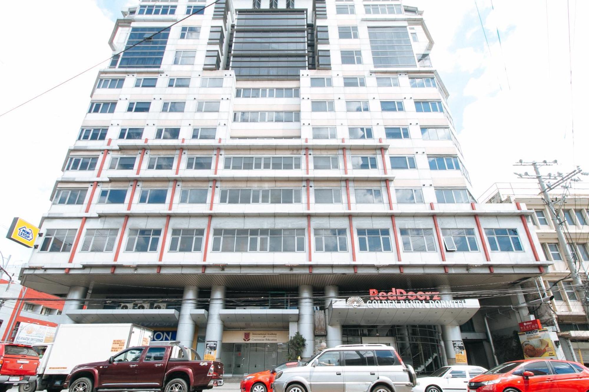Reddoorz Plus @ E Rodriguez Corner Banawe Quezon City Exteriér fotografie
